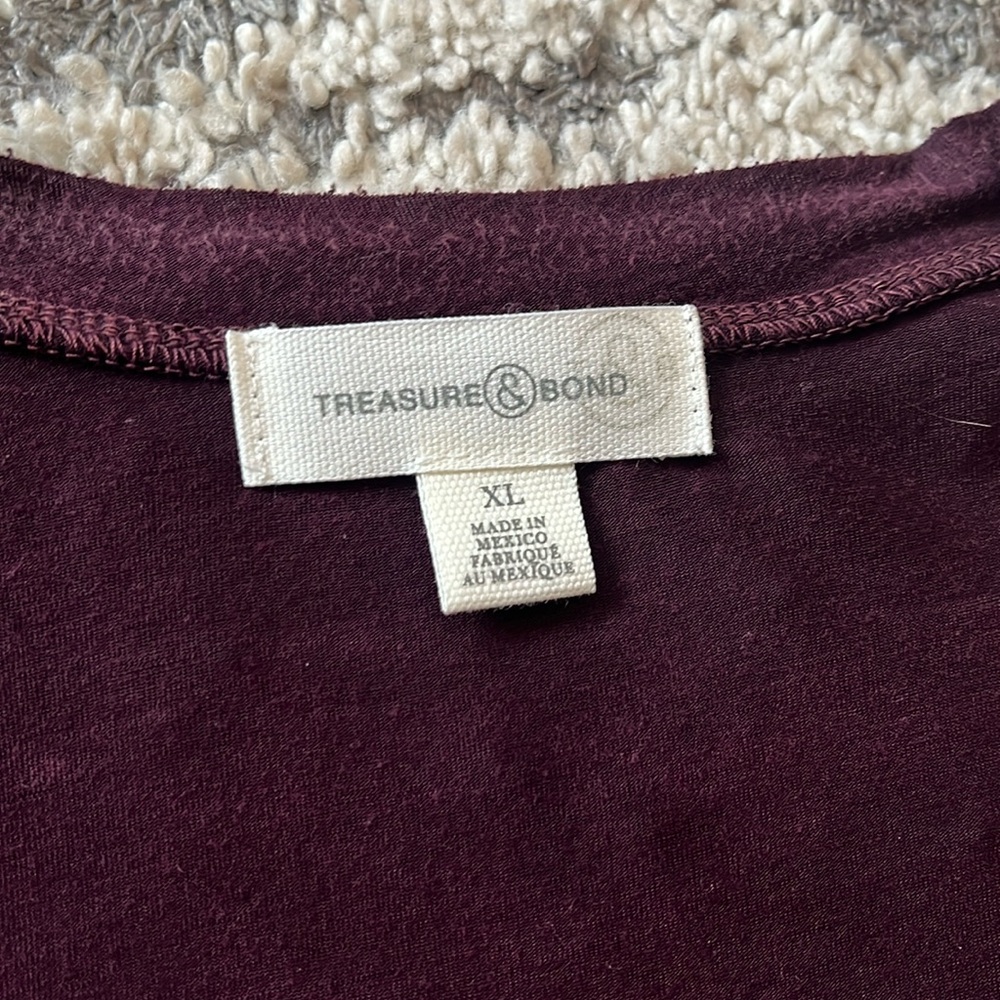 Treasure & Bond long sleeved t-shirt, washed burgundy, size XL NWT! - Picture 2 of 6